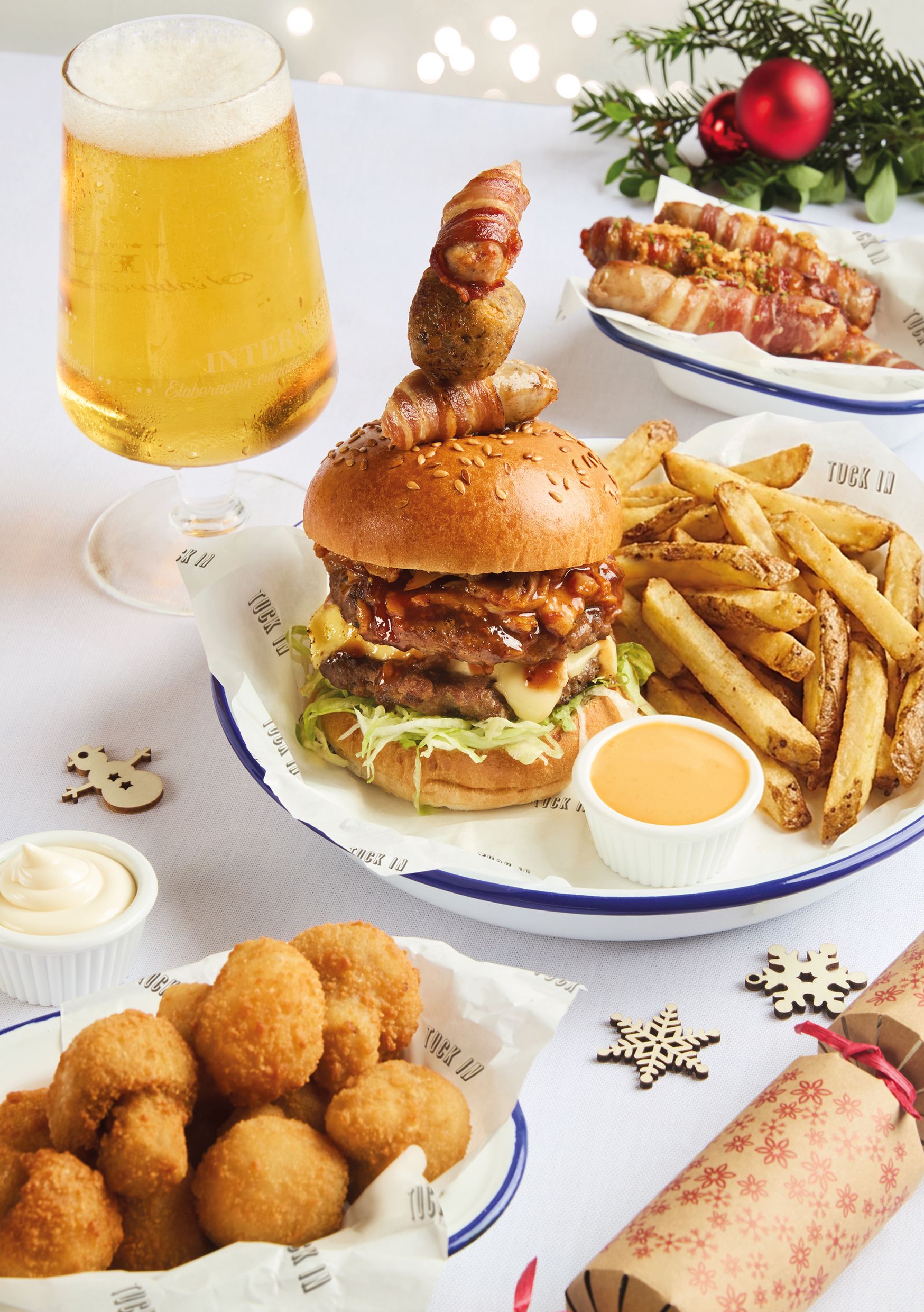 Festive Lunch & Dinner at The Camperdown Elm in Dundee